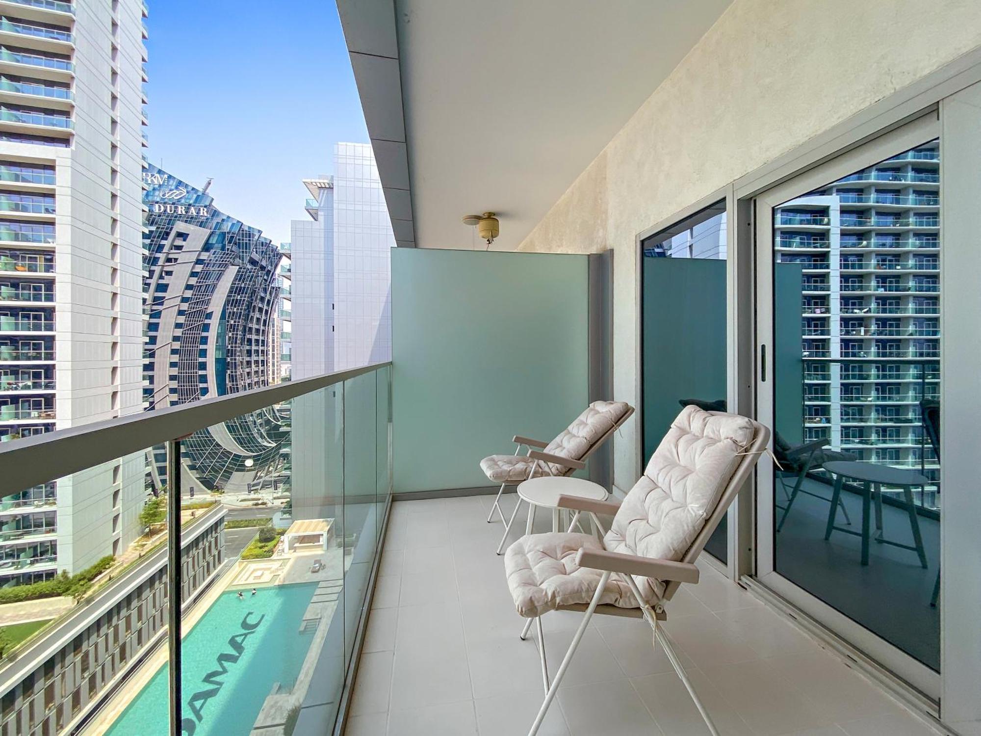 Spacious In Business Bay Appartamento